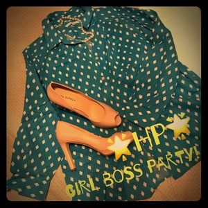 🌟HP🌟Foxcroft Long Sleeve Button Up WRINKLE FREE